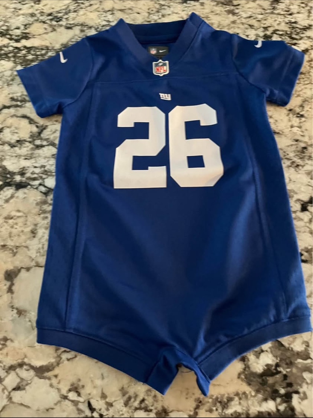 NFL New York Giants Bundle (All 18 Months)